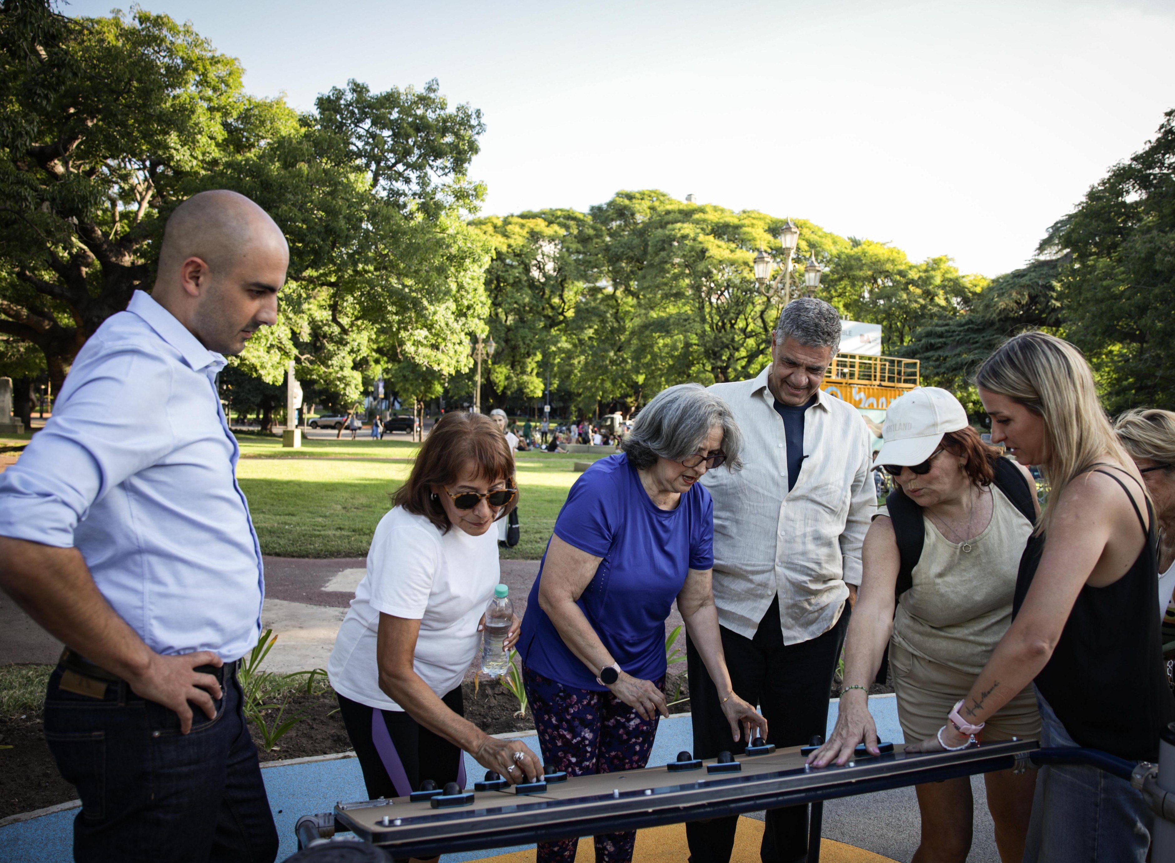 La Ciudad presentó "Estaciones Amigables" en parques y plazas