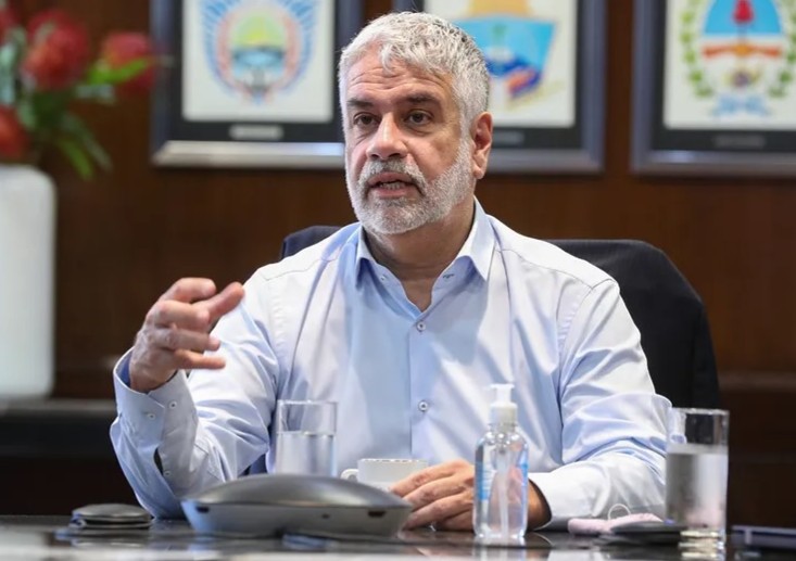 Feletti criticó las medidas de Caputo: “No hace lo que debe”