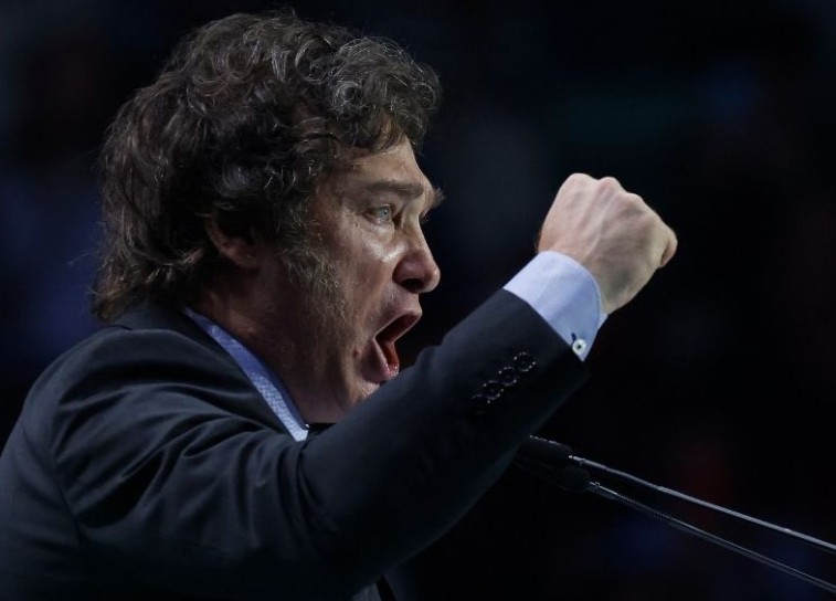 Milei mantiene un alto apoyo y sigue siendo el político con mejor imagen en el inicio de 2026