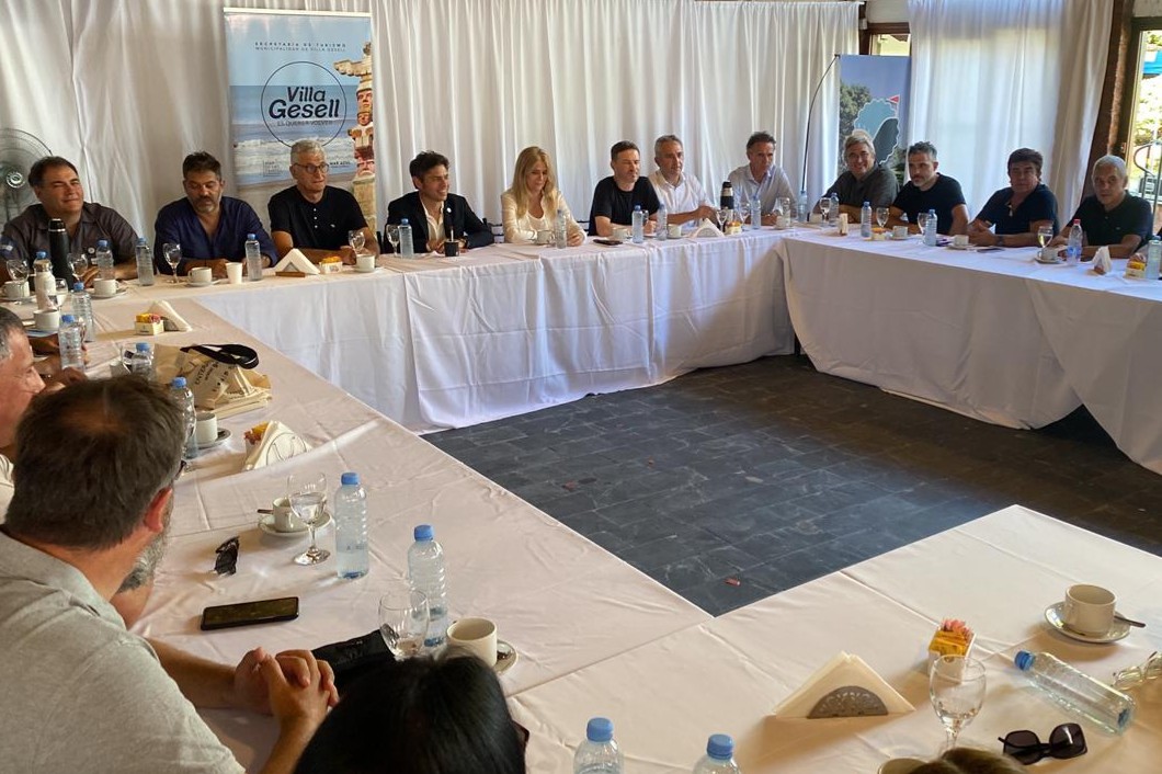 Con la mira en 2027, Kicillof refuerza su armado político