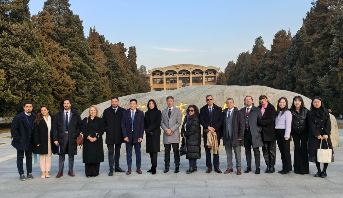 Viaje a China: diputados libertarios y del Pro en la mira por el financiamiento