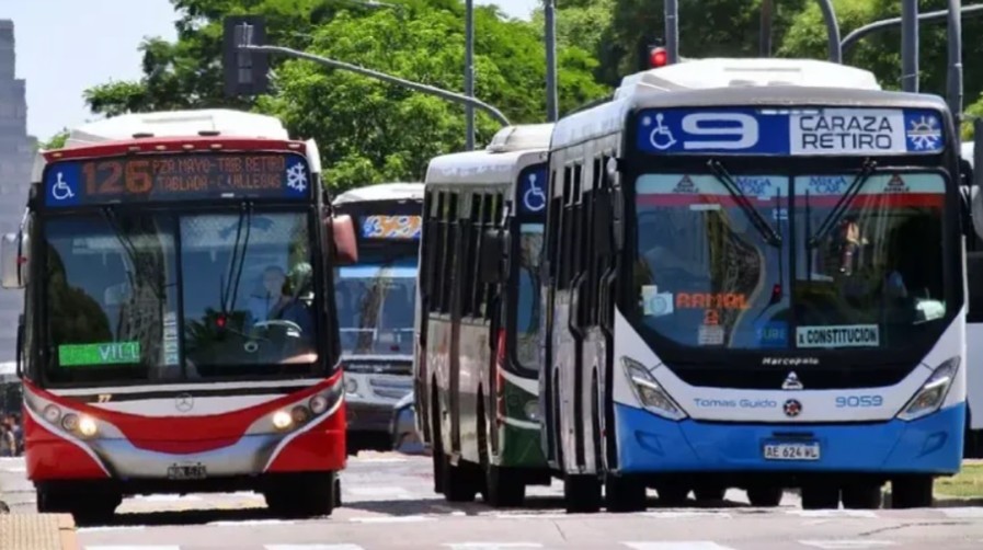 Golpe al bolsillo: el colectivo en CABA costará cerca de $1.000