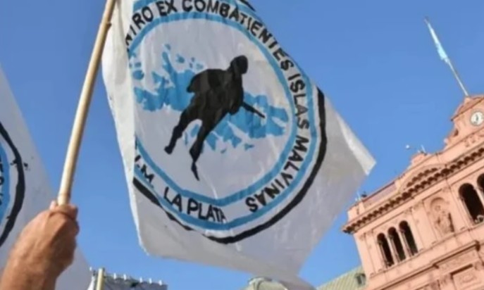 Excombatientes de Malvinas acusan a Milei tras sus palabras en la prensa británica