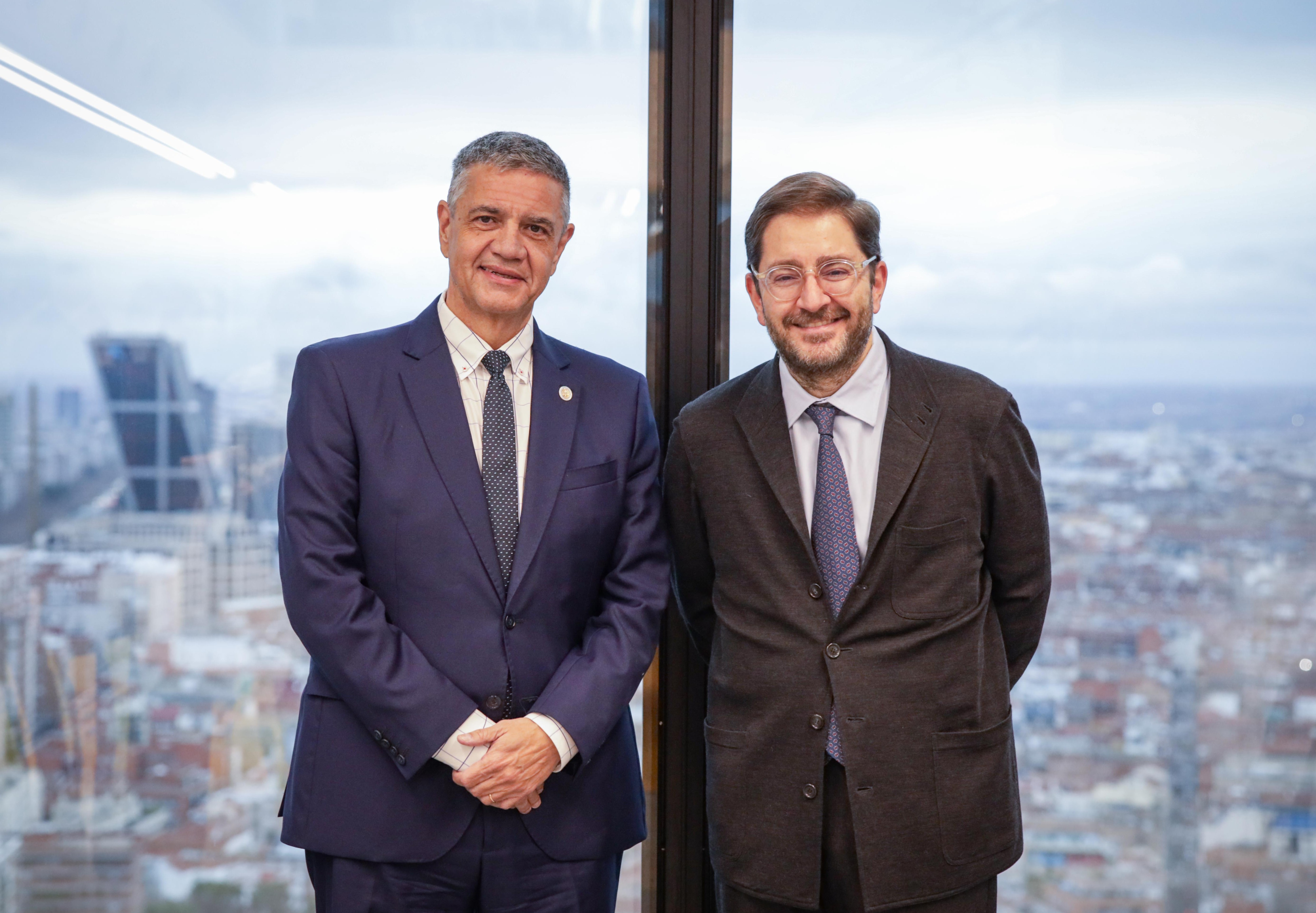 Jorge Macri busca fortalecer vínculos educativos con instituciones internacionales