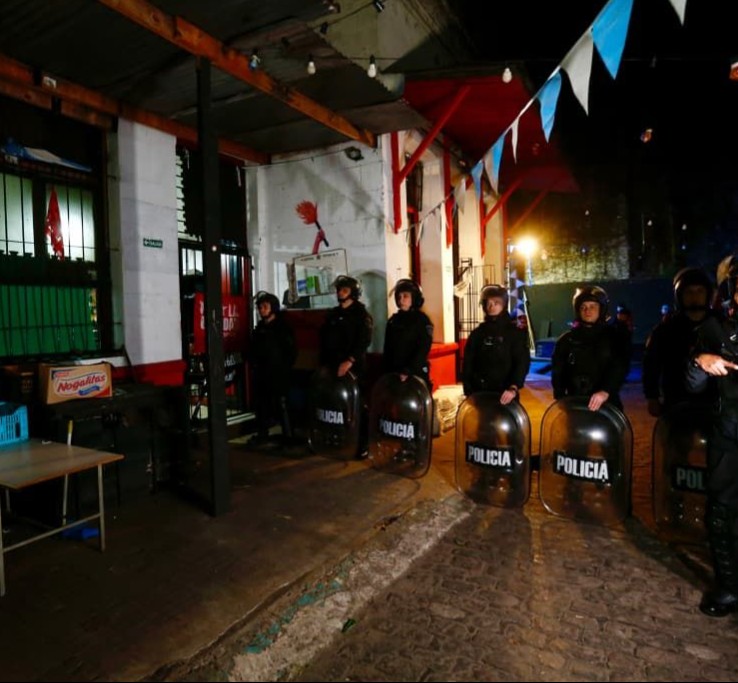 Había dueños de inmuebles con jubilaciones millonarias y muertos en los beneficiarios de los comedores fantasma