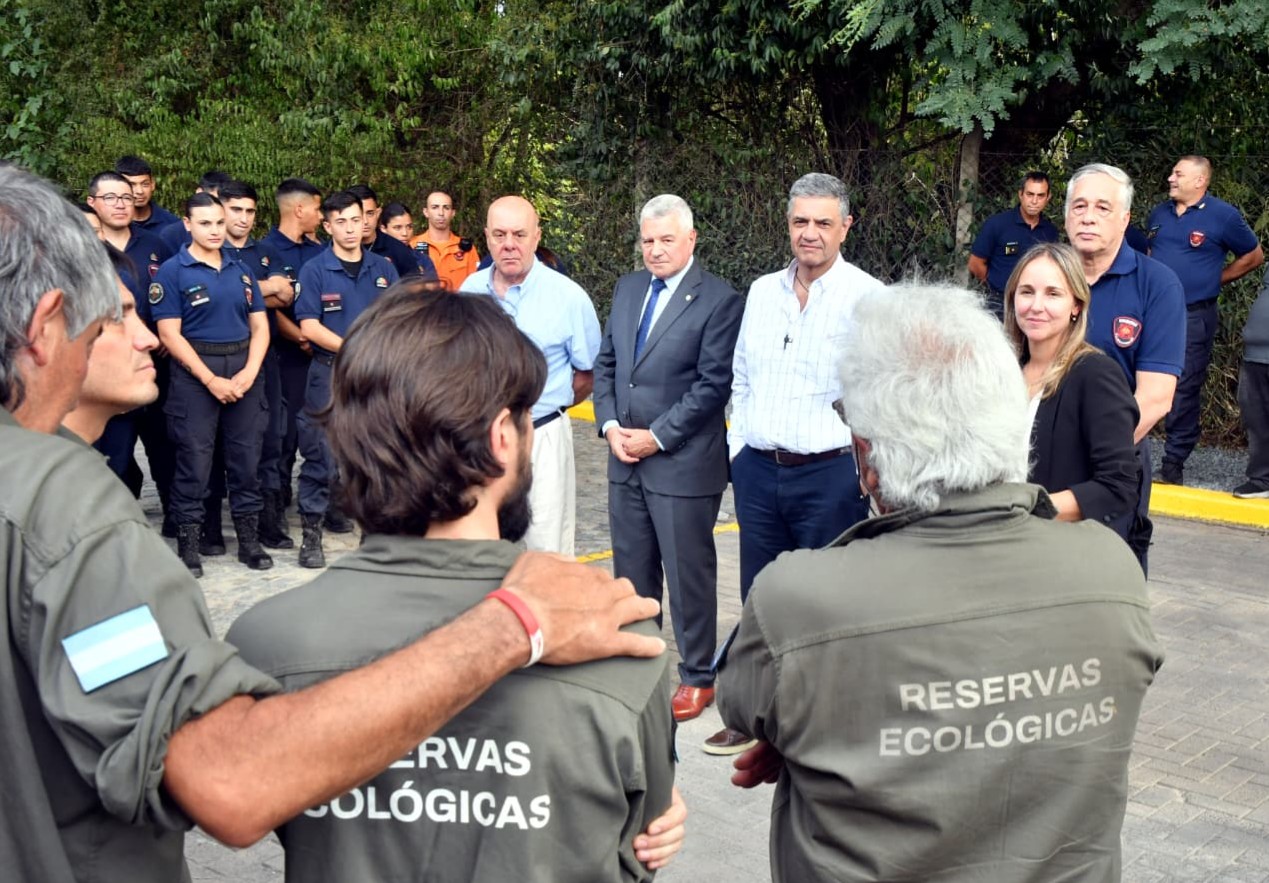 Jorge Macri recibió a los brigadistas de la Ciudad enviados a Chubut