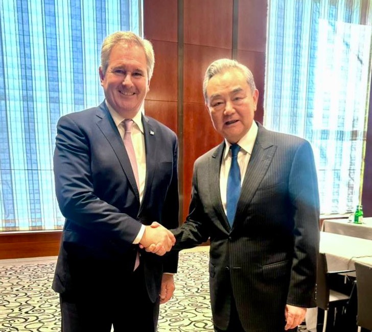 Quirno estrecha lazos con China y la UE en ronda de reuniones internacionales