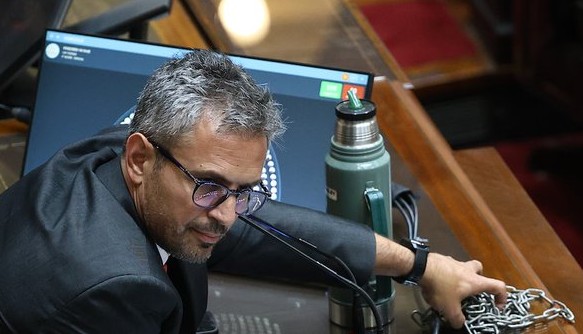 Perlitas del debate por la reforma laboral: momentos insólitos y frases para recordar