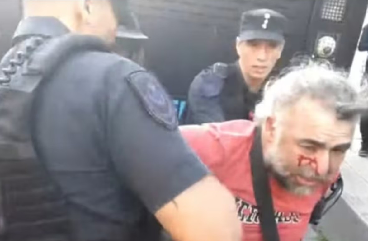 Ley de Glaciares: represión y arrestos en la protesta frente al Parlamento