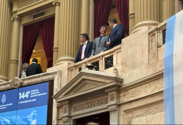 El curioso video del Gordo Dan junto a Santiago Caputo en Diputados