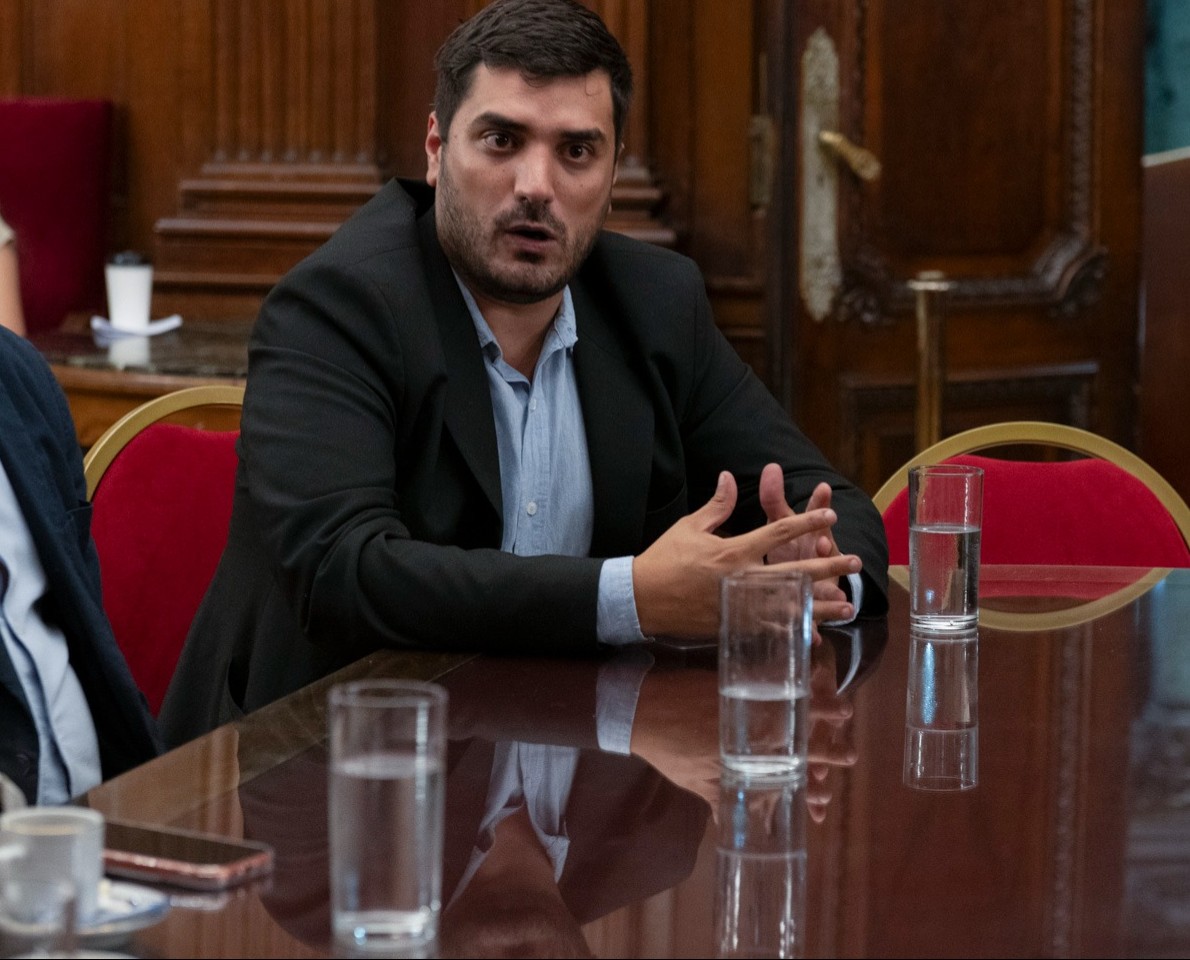 Loupias presentó más de 20 proyectos de clubes de barrio