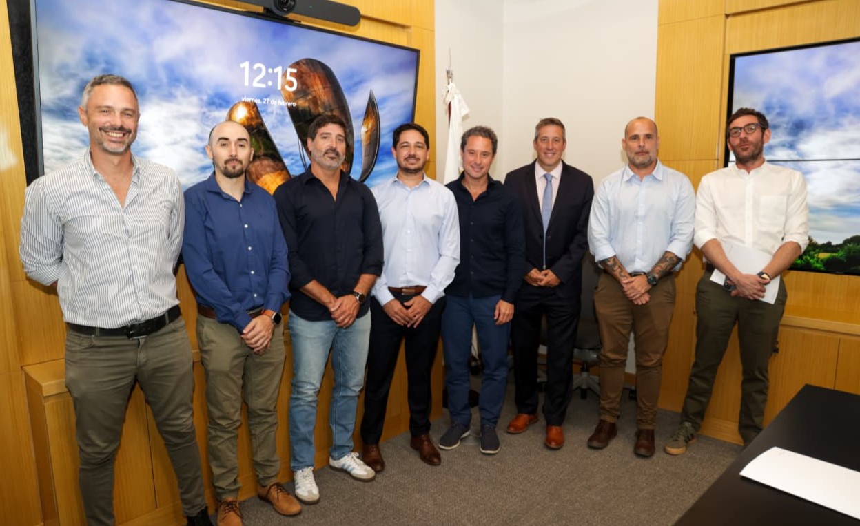 La Ciudad firmó un convenio con PedidosYa y Rappi 