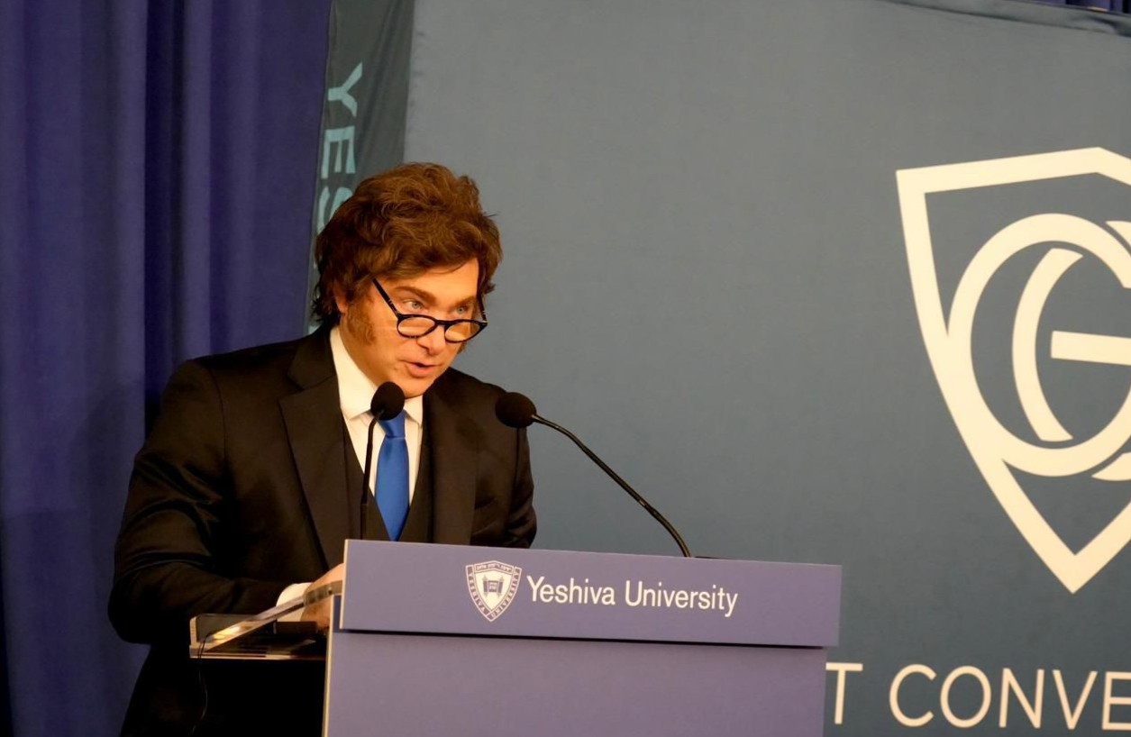 Milei en Nueva York: “Los que defienden la industria nacional son unos chorros”