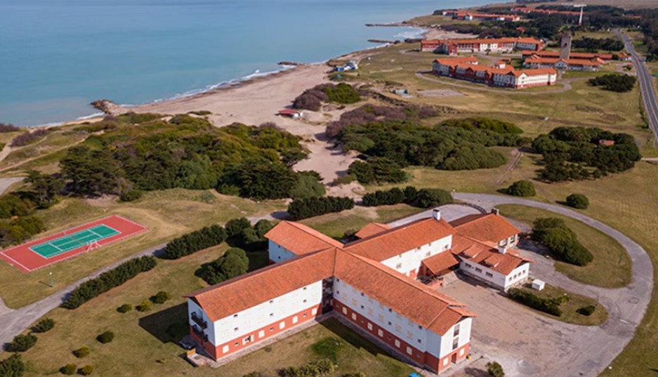 El Gobierno avanza con reformas polémicas: expropiaciones, desalojos y venta de tierras