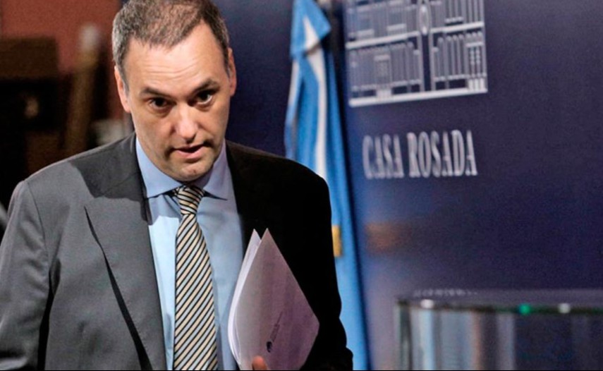 Fiscal imputó a Adorni por enriquecimiento ilícito