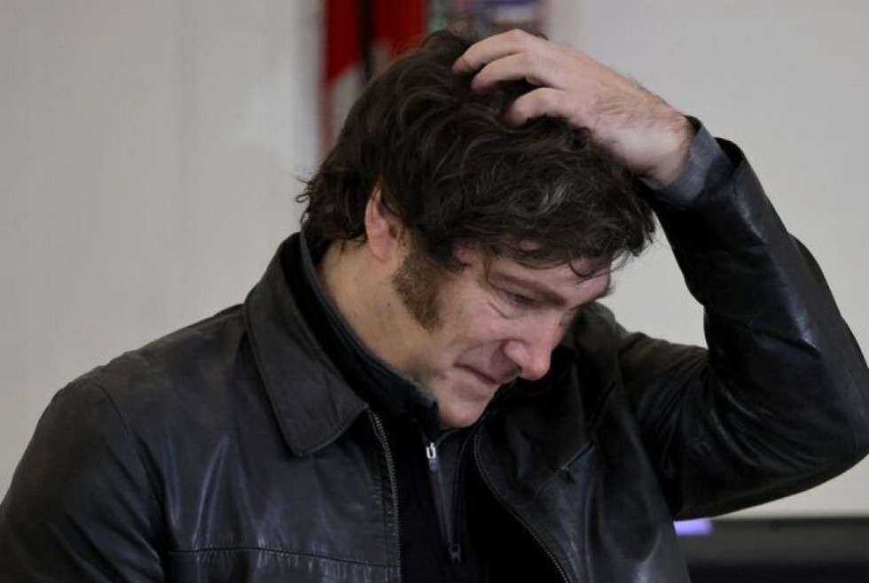 Sondeo nacional: Milei ya no lidera y enfrenta un escenario adverso