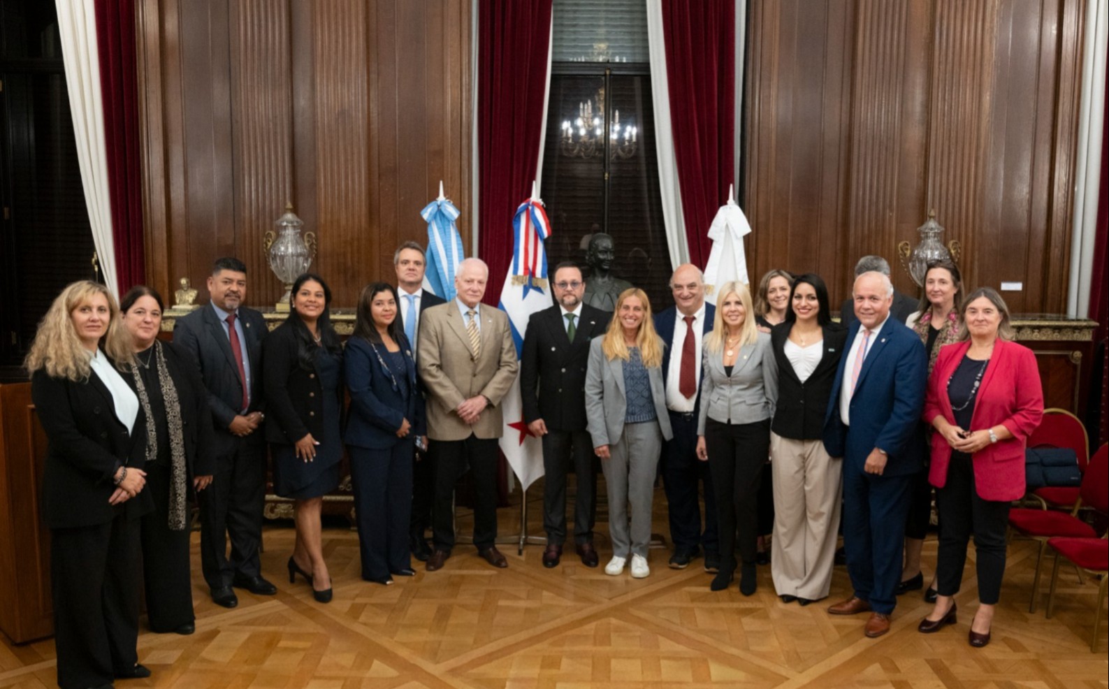 Subsecretaría de Relaciones Internacionales y Cooperación Institucional a cargo del Pablo Garzonio