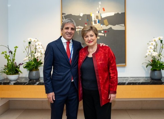 Acuerdo con el FMI: llega alivio financiero por USD 1.000 millones