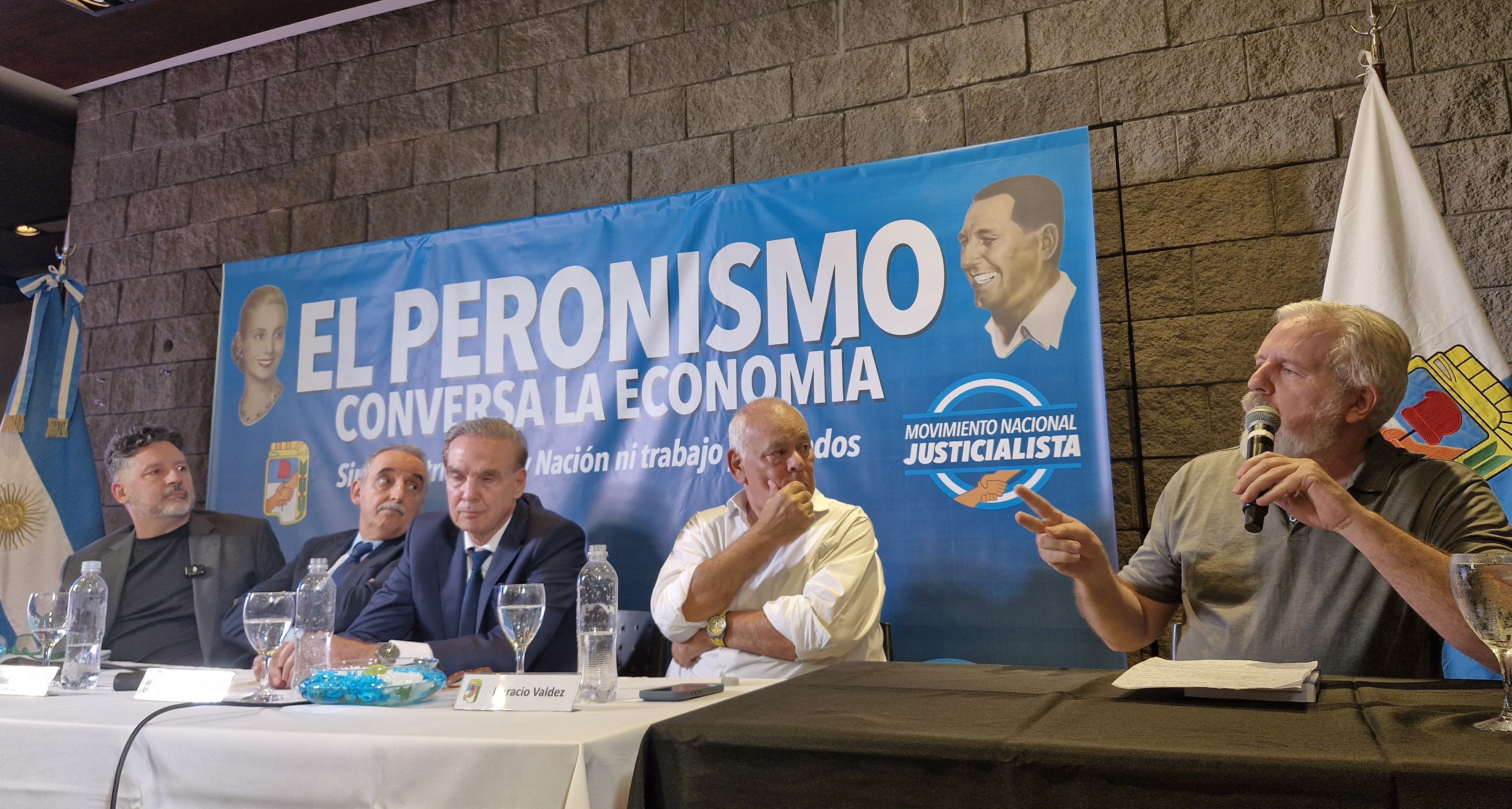 “El Gringo” Castro, el evangelizador de Pichetto y Moreno