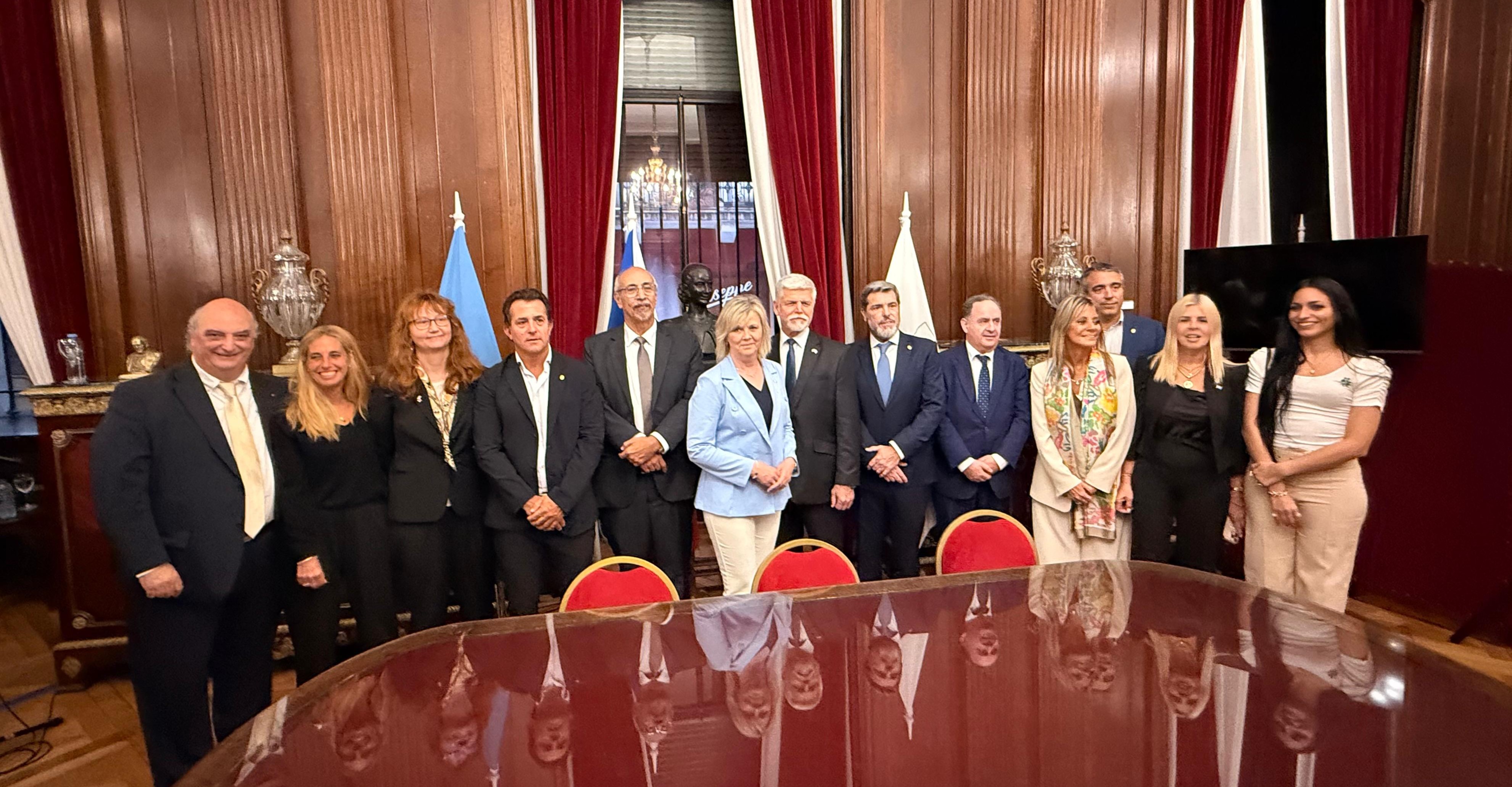 Legislatura: visita del Presidente de la Republica Checa