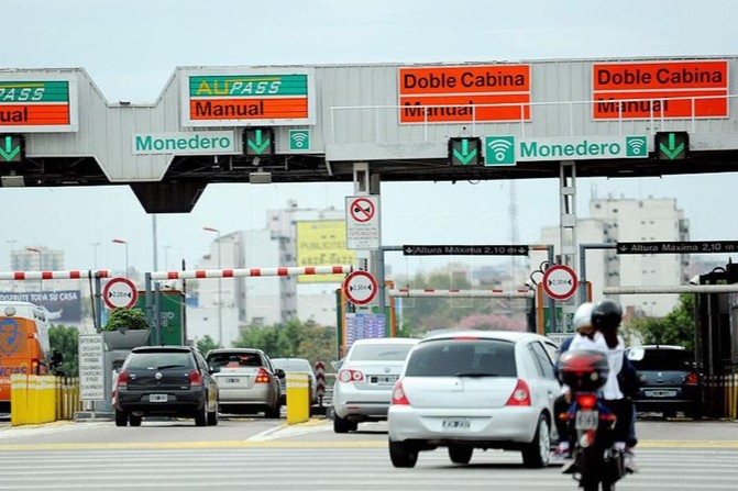 Más peajes: nueve provincias podrán administrar tramos nacionales