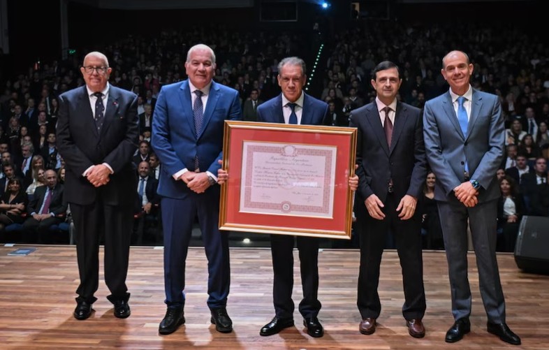 Doctorado Honoris Causa: Hadad y la transformación del periodismo