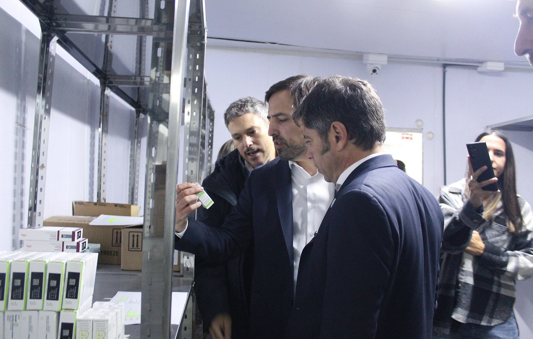 Kicillof calificó de "criminal" el fin del Remediar y lanzó un refuerzo sanitario