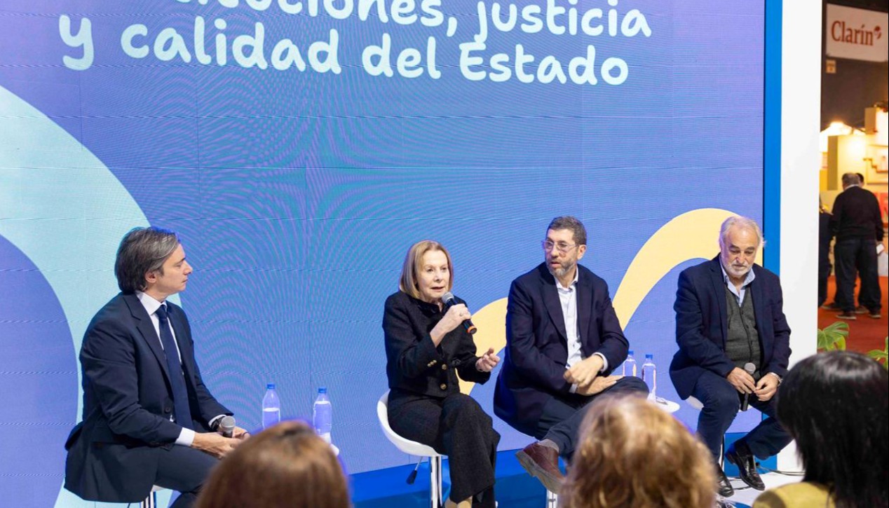 Juezas del TSJ porteño participaron de la 50° Feria Internacional del Libro