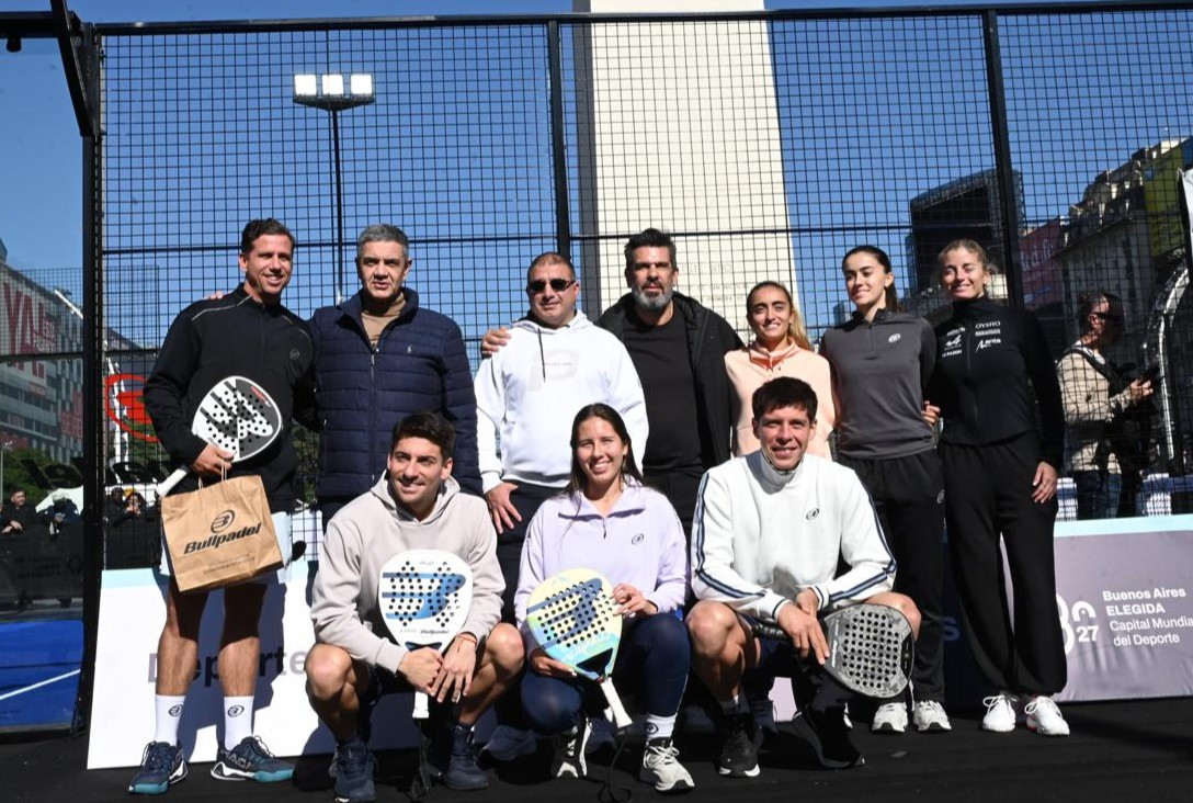 La Ciudad inauguró el Premier Pádel P1 con show en el Obelisco