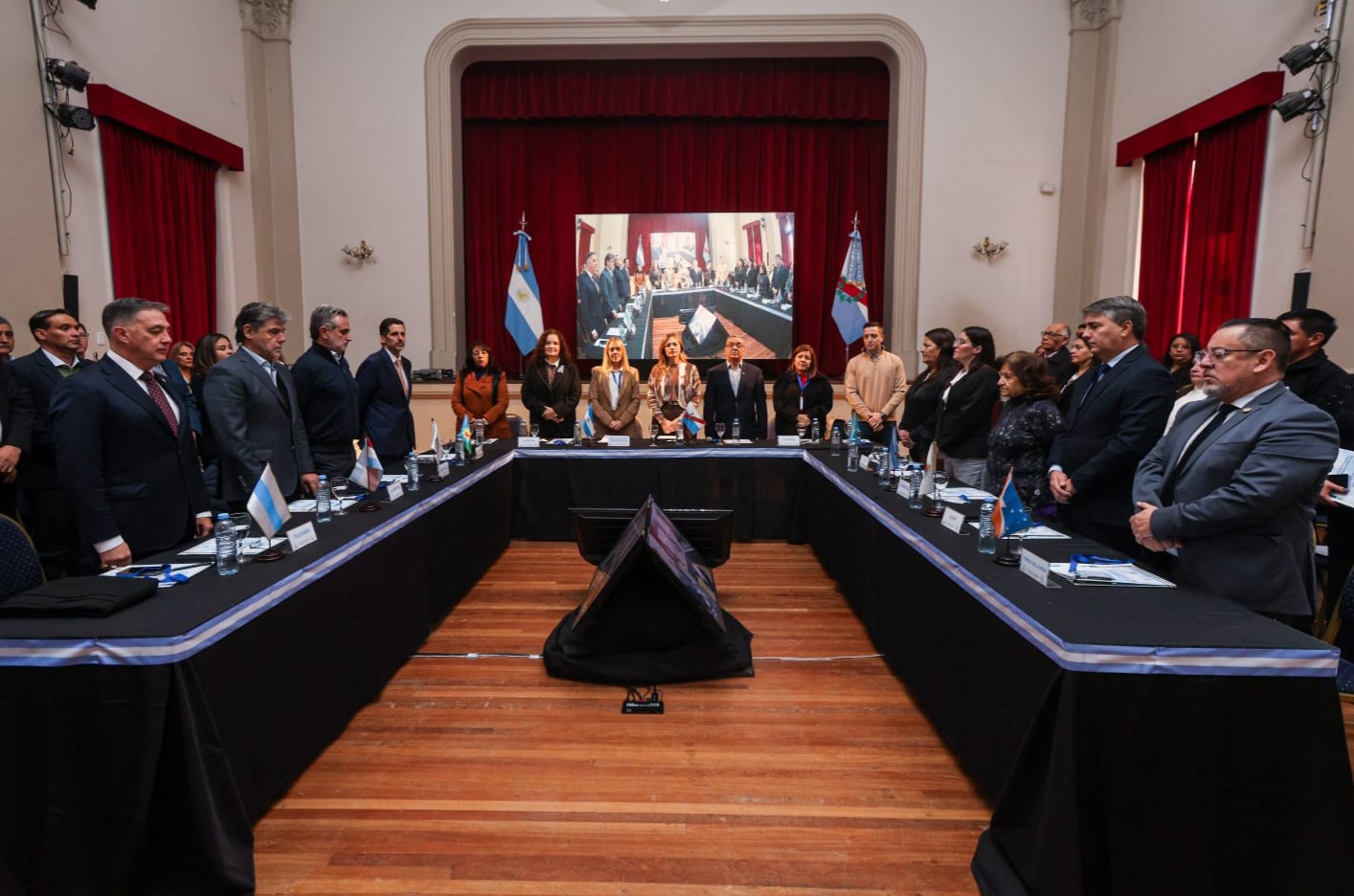 Legislaturas Conectadas reunió en La Rioja a autoridades parlamentarias de todo el país