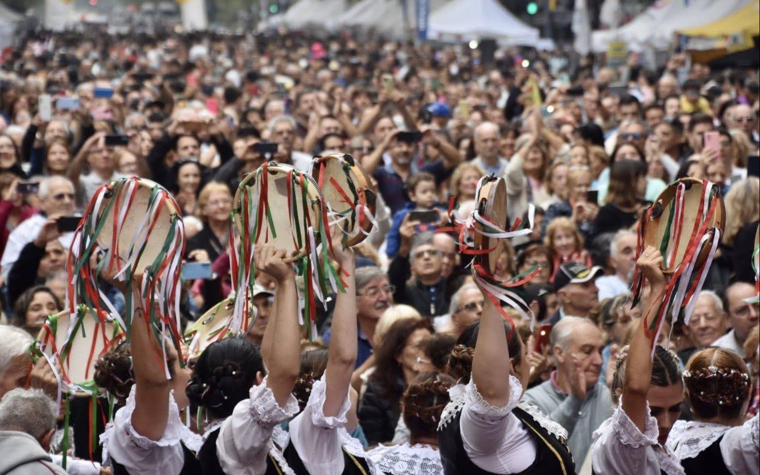 BA Celebra Europa: gastronomía, música y tradiciones en Avenida de Mayo