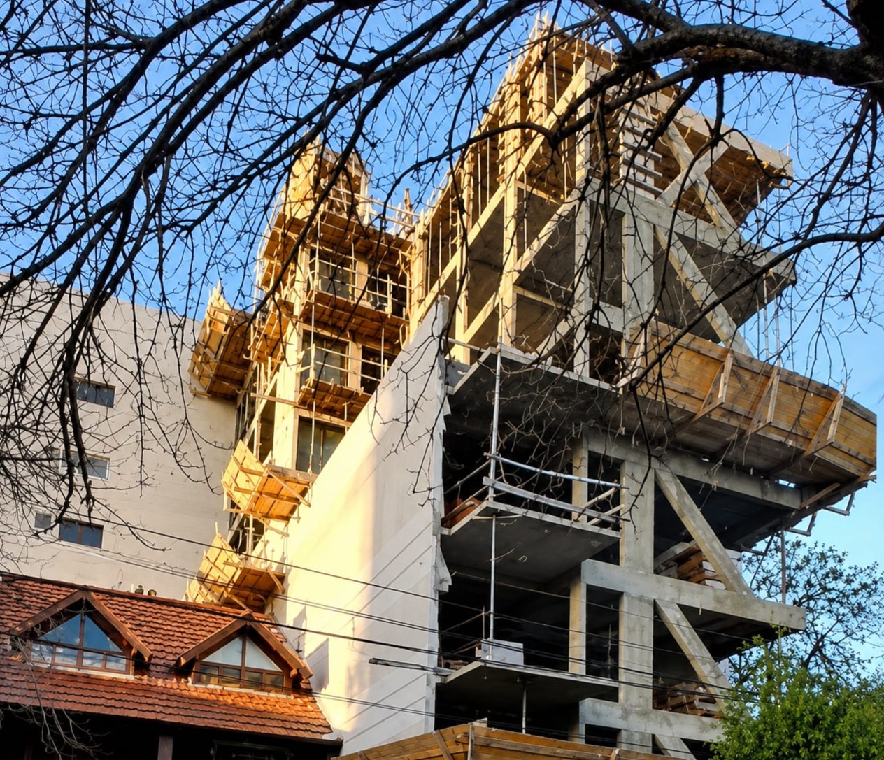  Colegiales: vecinos denuncian una “zona gris” normativa que habilita edificios más altos