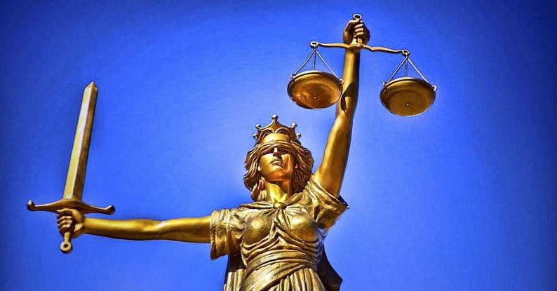 "La judicialización del descrédito"