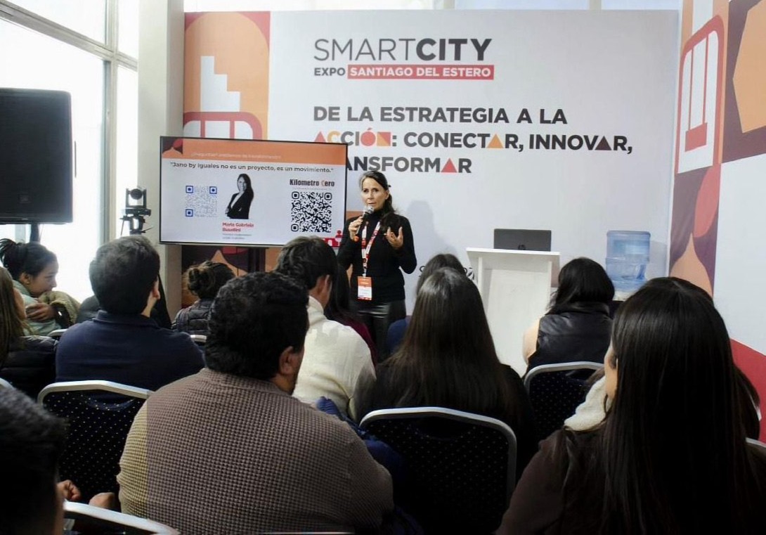 Busellini impulsó el debate sobre IA en  Santiago del Estero
