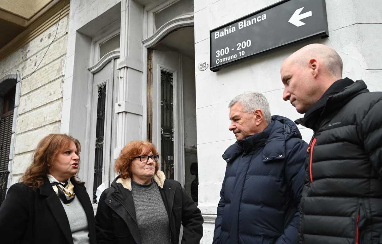 Propiedad usurpada 800 que la Ciudad le devolvió a una familia en Floresta