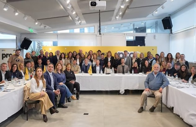Macri reunió a legisladores y pidió un cambio “indestructible”