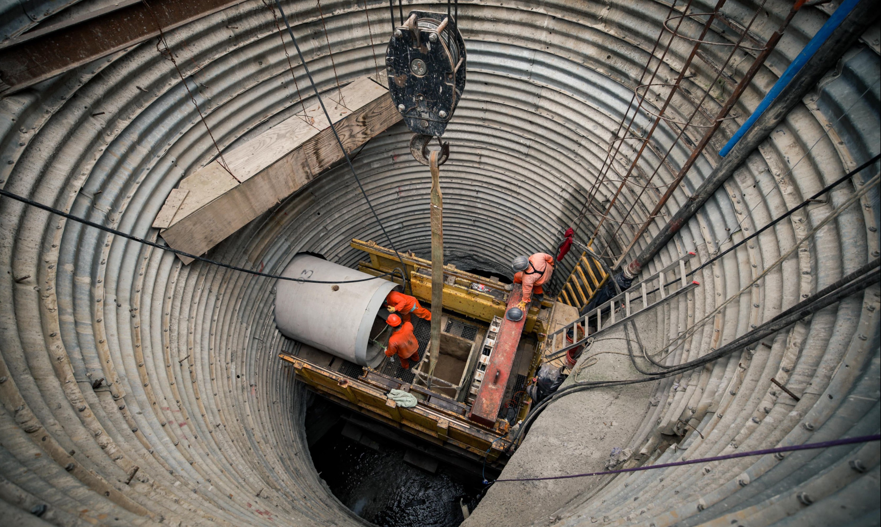 Avanzan las obras de los aliviadores en el arroyo Medrano