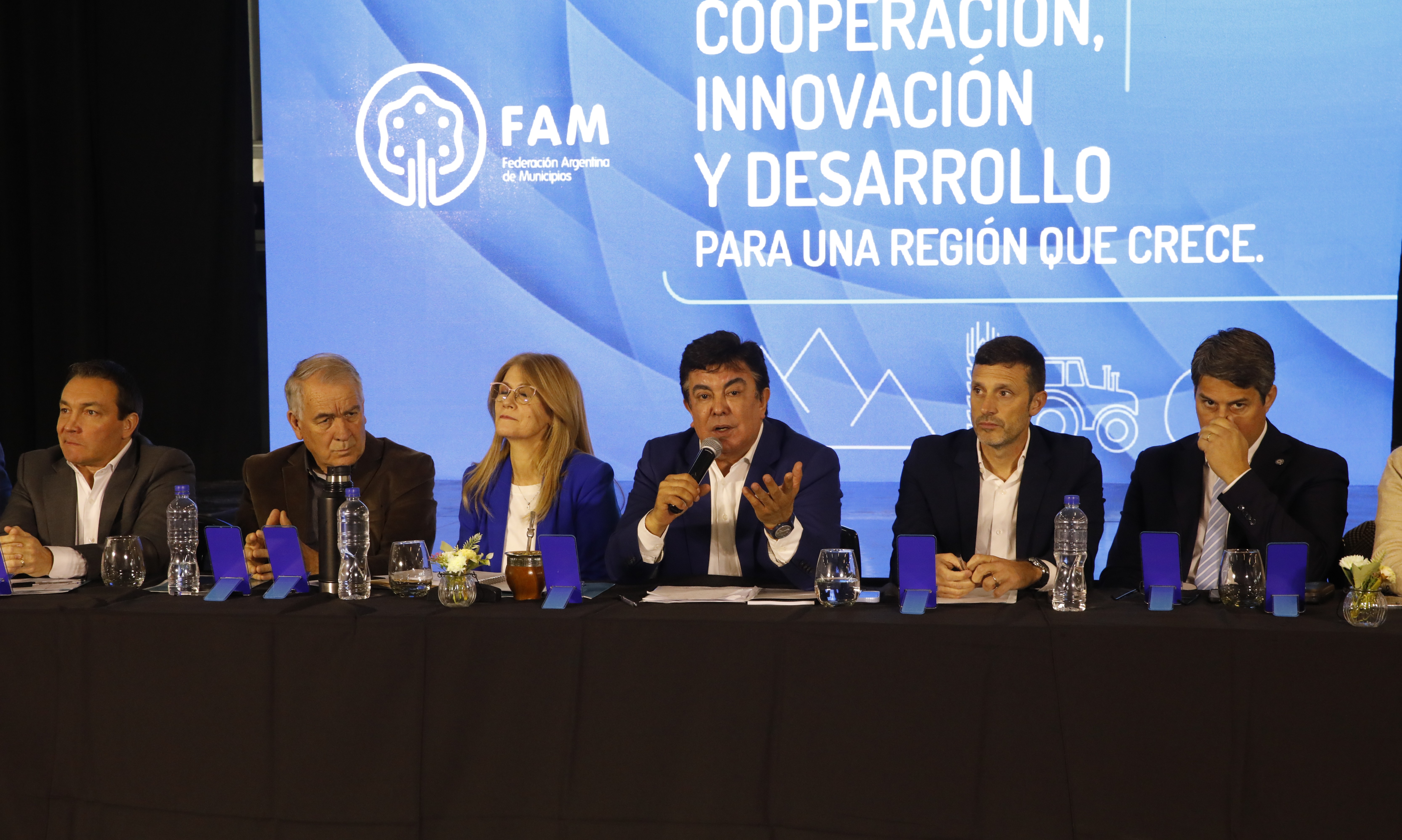 Espinoza encabezó el Encuentro Federal de la Federación Argentina de Municipios