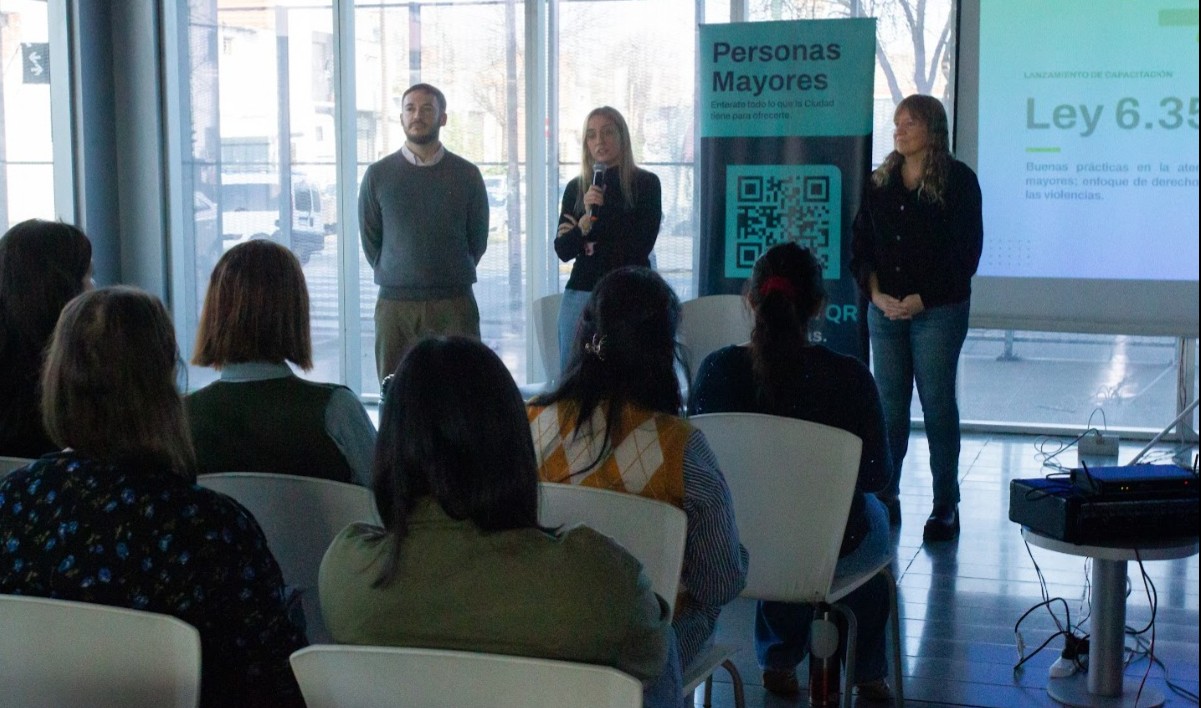 GCBA realizó la primera capacitación sobre prevención del maltrato hacia las personas mayores 