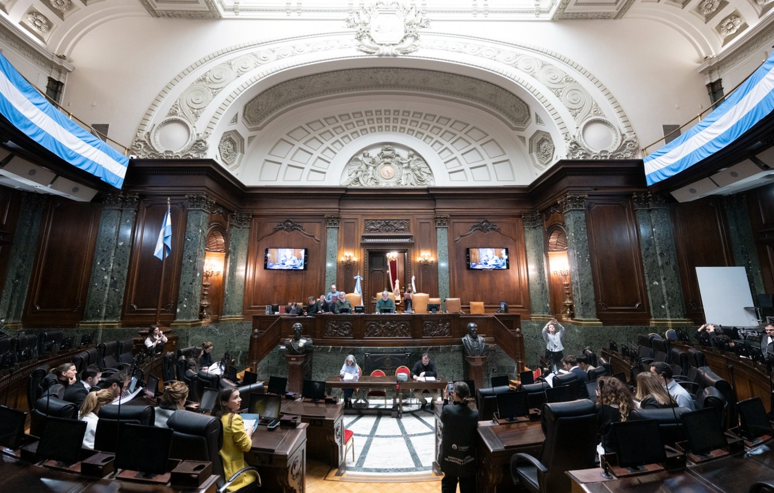Legislatura: una sesión cargada de temas