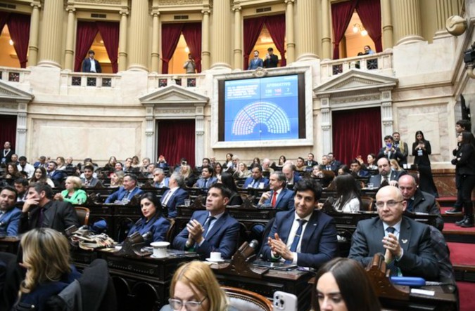 Media sanción al Super RIGI en diputados