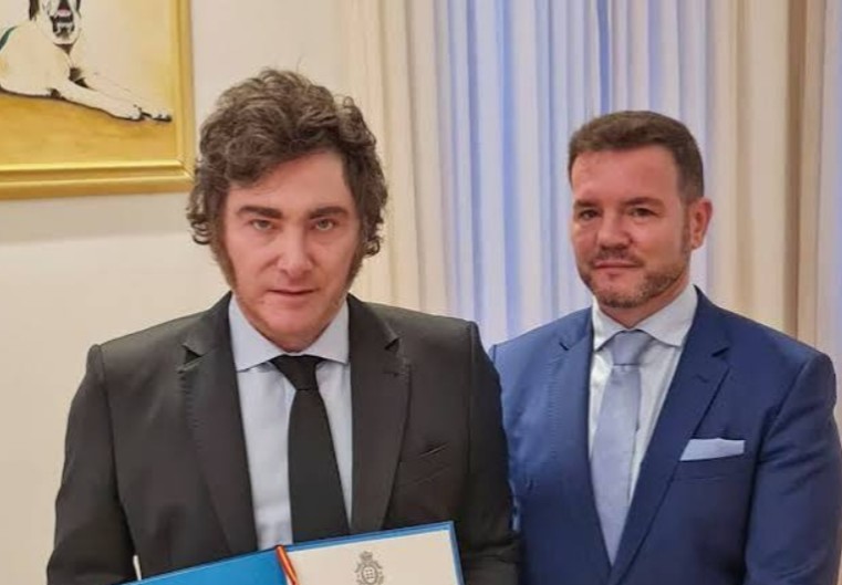 Milei desplazó a Nimo tras escándalo en Madrid  