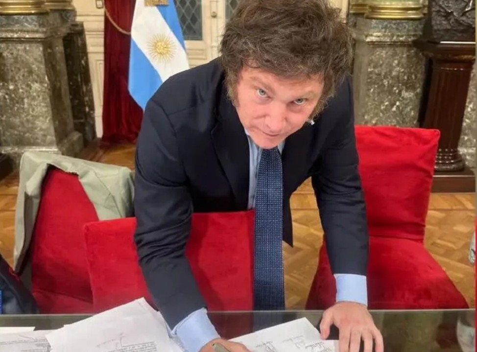 Cuidado, el boletín oficial está en modo mundial