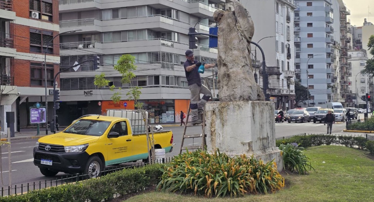  Qué es y cómo funciona “la ambulancia” que sólo atiende a los monumentos de la Ciudad