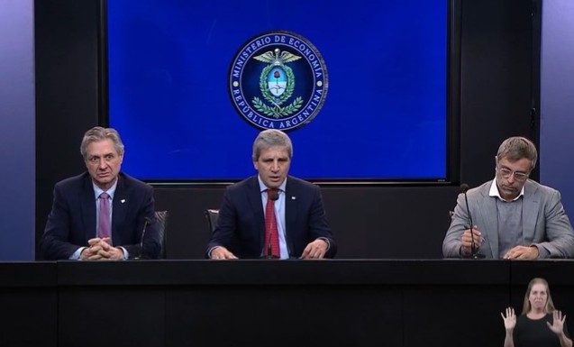 El Gobierno flexibiliza el acceso a créditos en dólares 