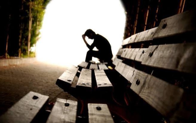 Radiografía de la crisis: aumentó la tasa de suicidios 