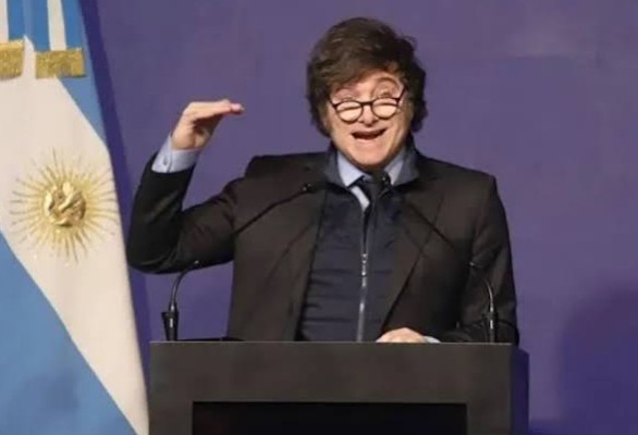Milei disparó contra todos y prepara un recital por su "éxito" económico