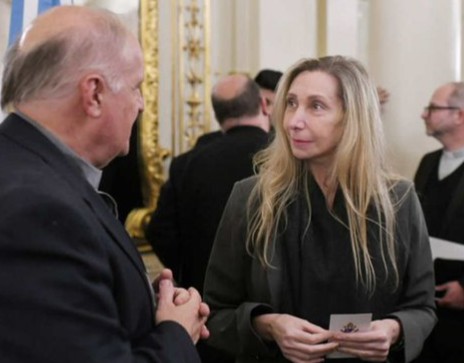 Karina Milei arma la visita del Papa y mantiene a la PBA al margen