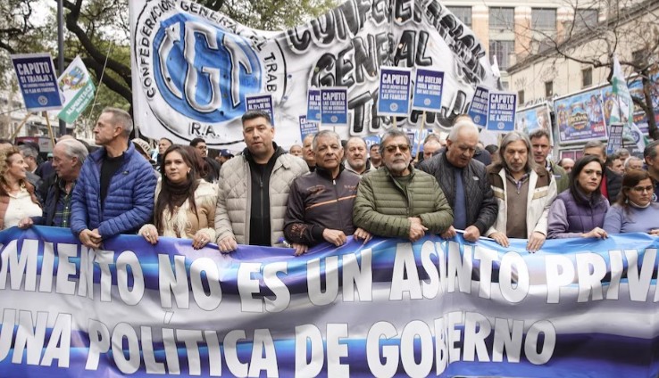 Marcharon por las familias endeudadas