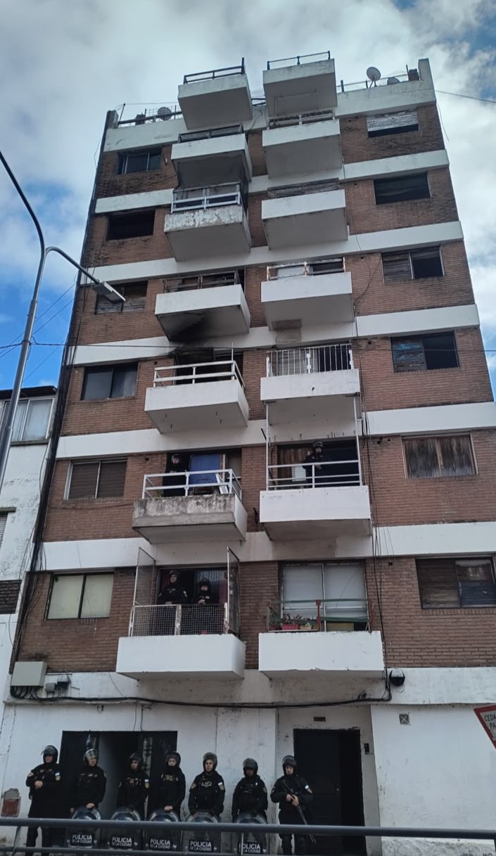 La Ciudad recuperó un edificio de 8 pisos tomado hace 30 años 